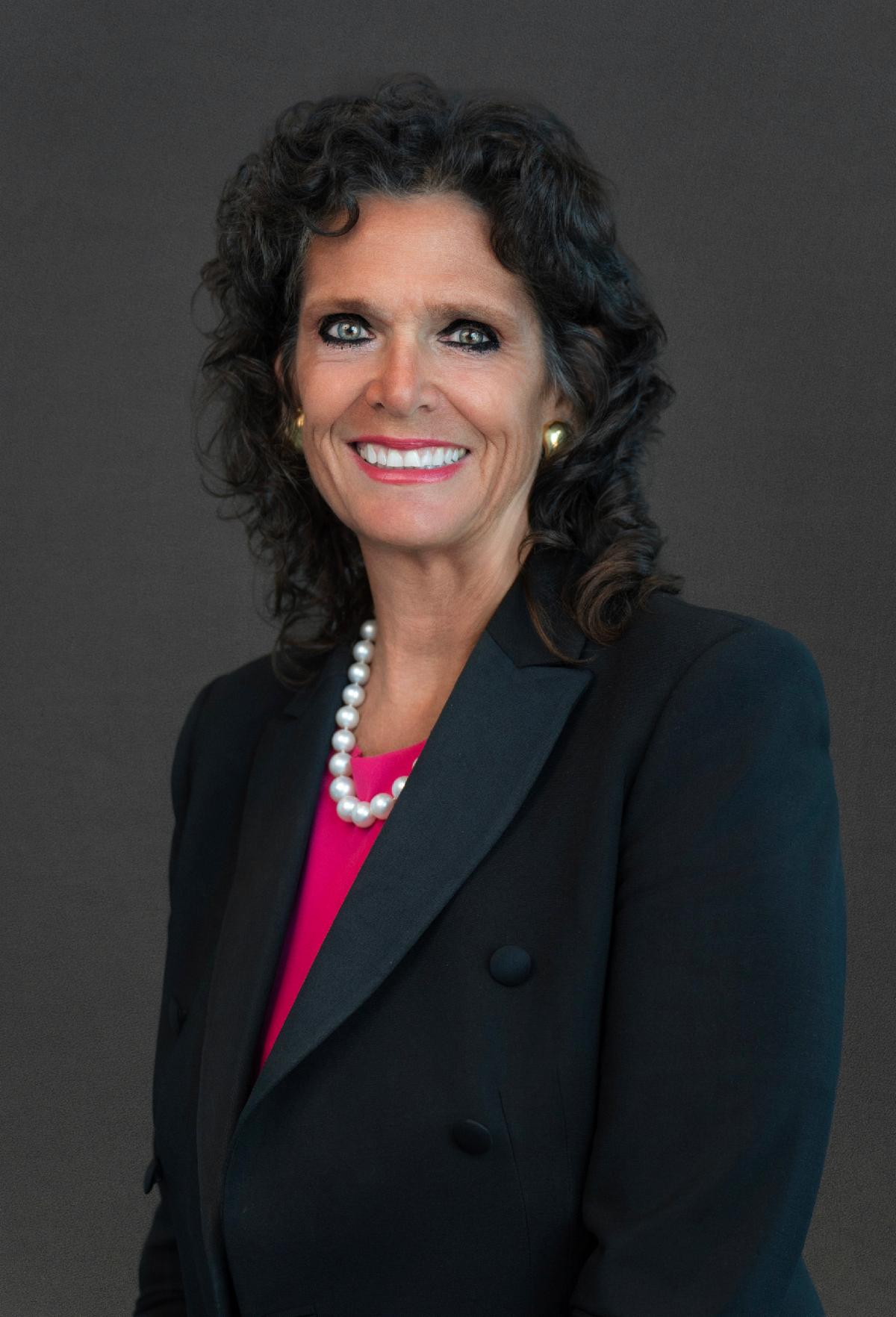 Anne Foulkes headshot